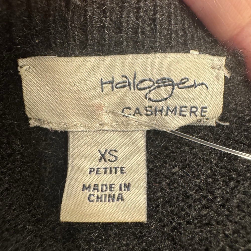 Halogen 100% Cashmere V-Neck Sweater XS Petite Black Quiet Luxury Minimalist - Picture 4 of 6